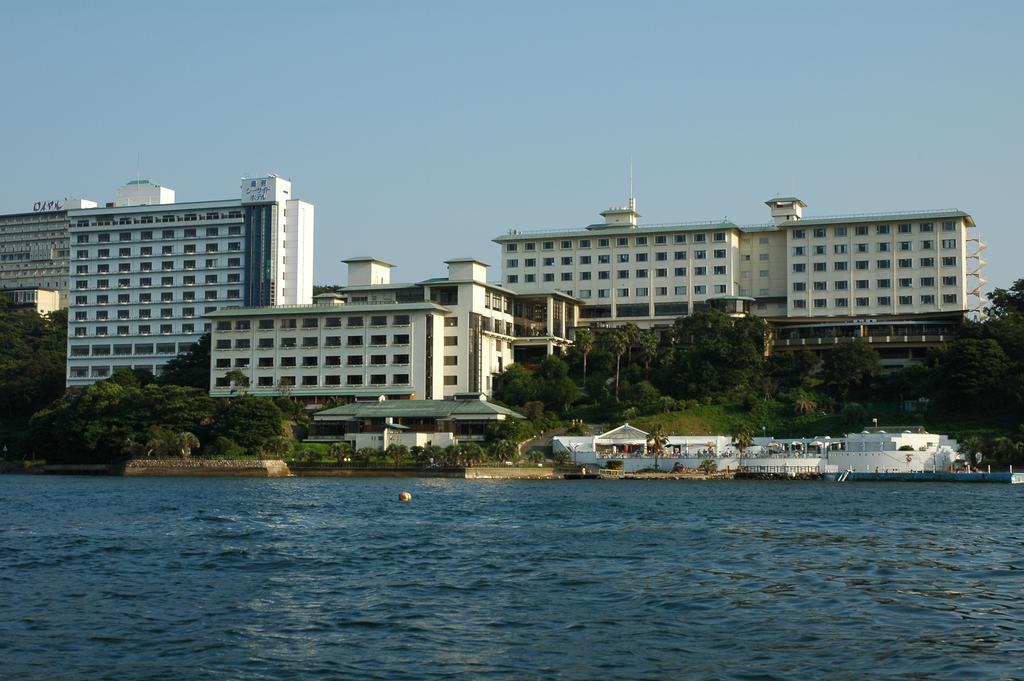Toba Seaside Hotel Bagian luar foto
